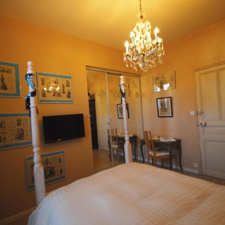 Chambres Et Table D'Hotes Le Jardin De Tesse Toulon Eksteriør billede