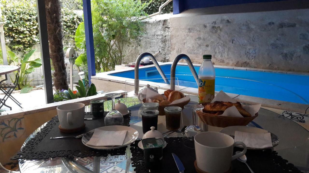 Chambres Et Table D'Hotes Le Jardin De Tesse Toulon Eksteriør billede