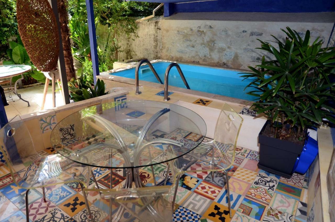 Chambres Et Table D'Hotes Le Jardin De Tesse Toulon Eksteriør billede
